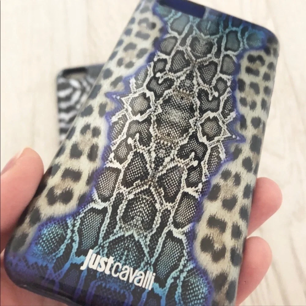 Roberto Cavalli  animal print iPhone 6/7/8 Case Bundle set of 2 like new